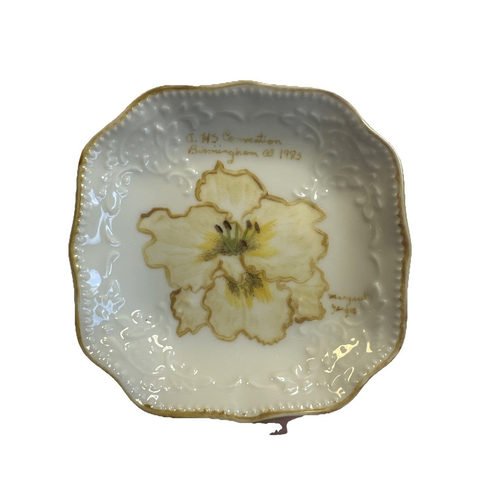 American Hosts Convention Birmingham, AL. 1983 4" Plate‎ with Flowers Signed